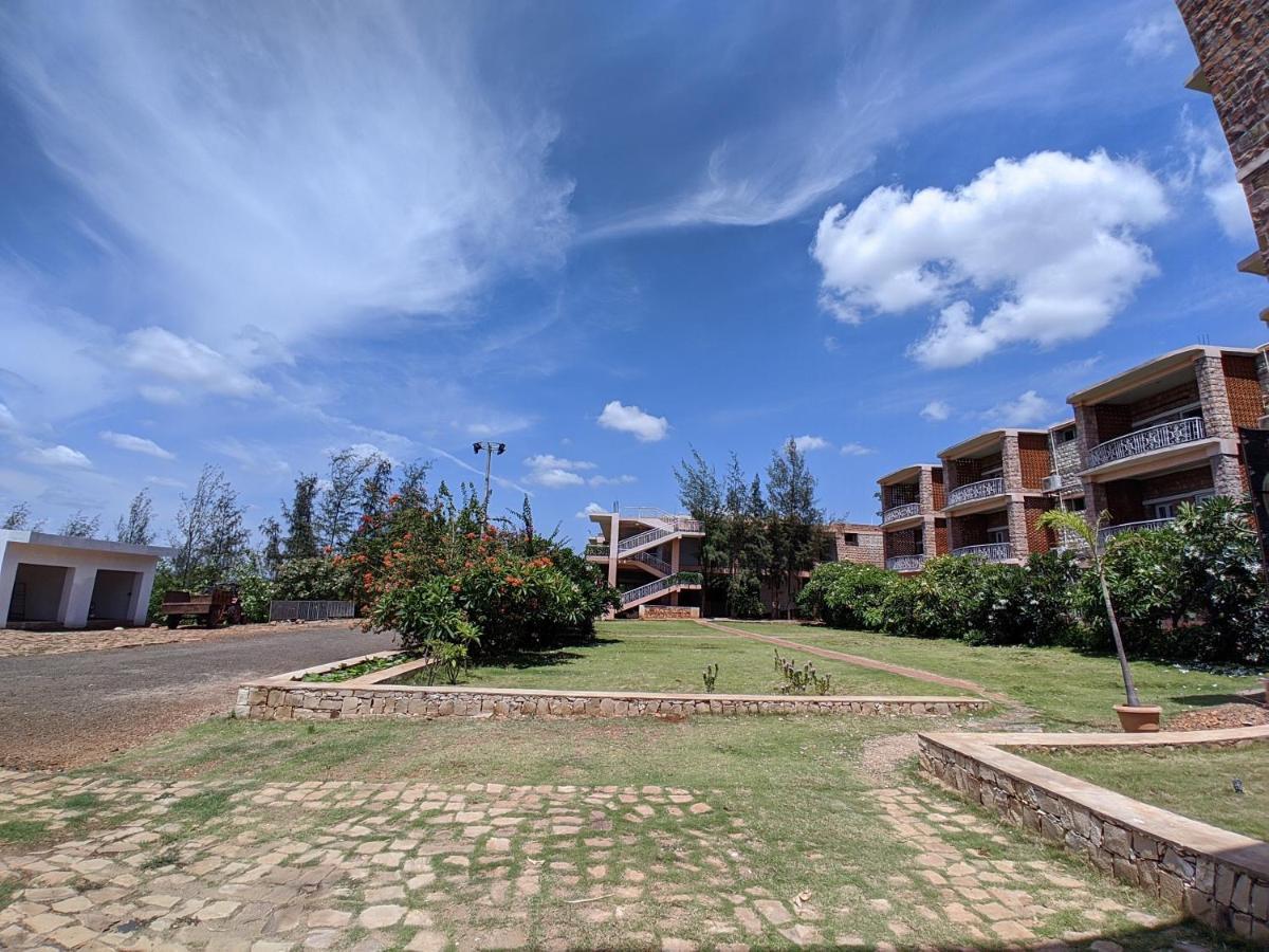 Kanthi Resorts Badami Bāgalkot Dış mekan fotoğraf