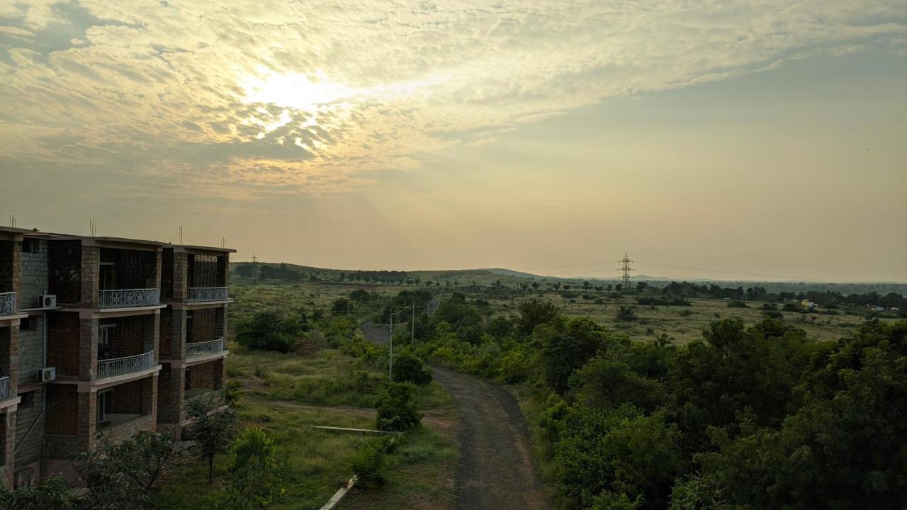 Kanthi Resorts Badami Bāgalkot Dış mekan fotoğraf