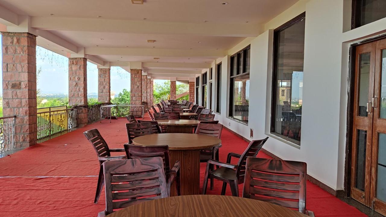 Kanthi Resorts Badami Bāgalkot Dış mekan fotoğraf