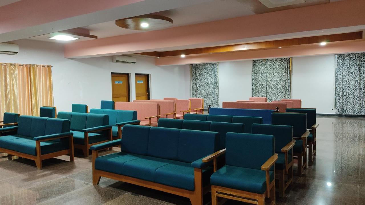 Kanthi Resorts Badami Bāgalkot Dış mekan fotoğraf
