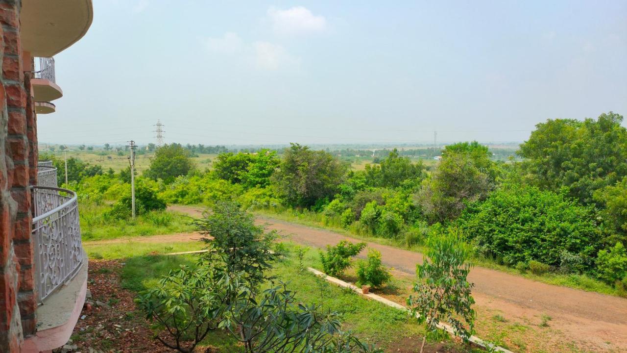 Kanthi Resorts Badami Bāgalkot Dış mekan fotoğraf